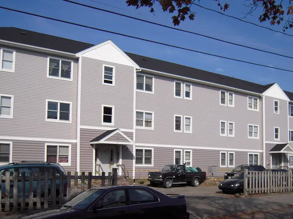 43 Scott St #1, New Bedford, MA 02744