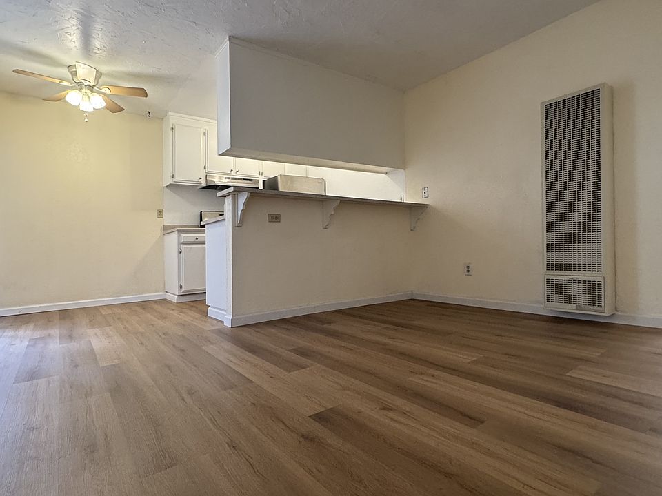 1st image of 2821 G St APT 2