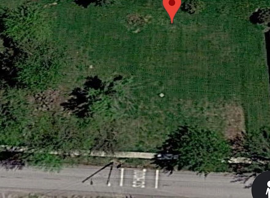 2nd image of 126 Deblanche St