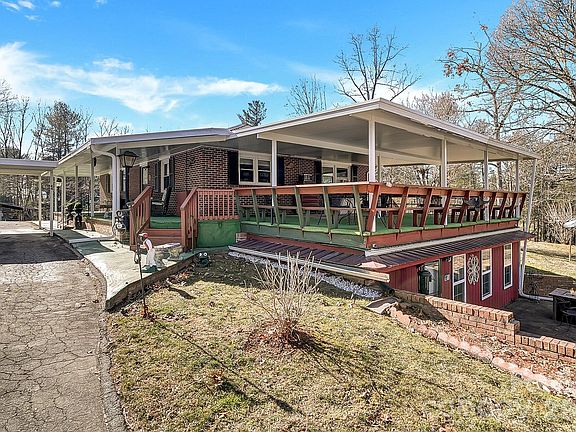2nd image of 44 Tuttle Rd