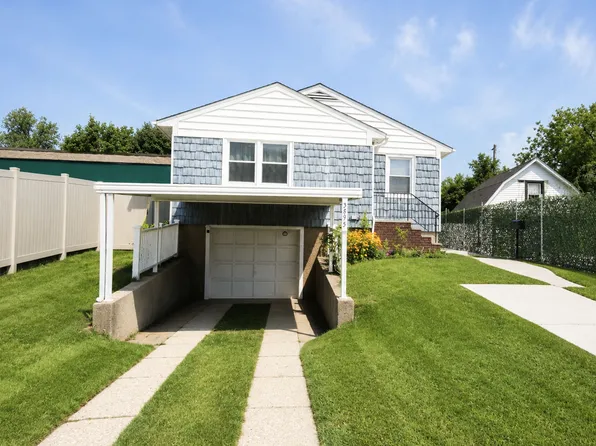 3895 Amboy Road image 1 of 19