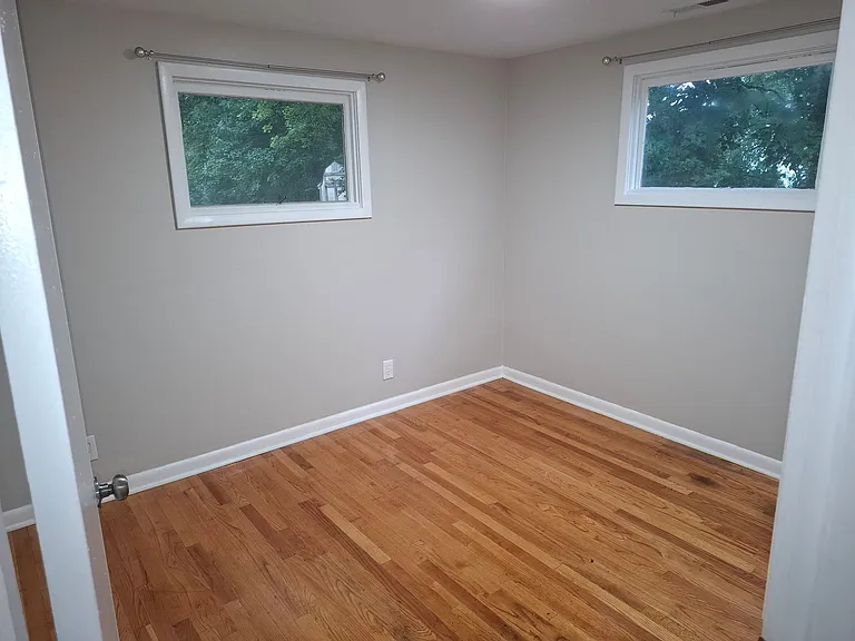 1603 Lawrence St — Photo 6