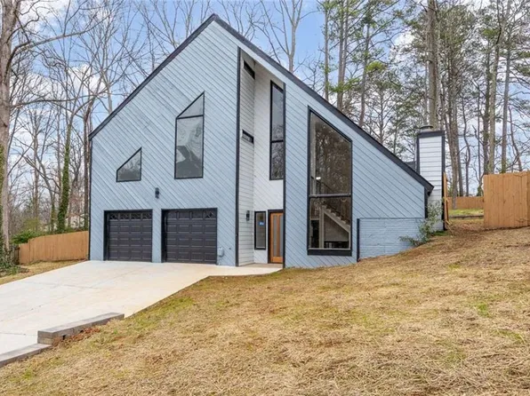 3213 Cedar Bluff Dr NE, Marietta, GA 30062
