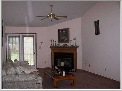 2nd image of 125 Meadow Glen Dr