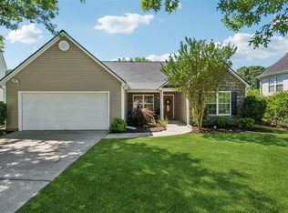 940 Swan Ridge Ct, Grayson, GA 30017