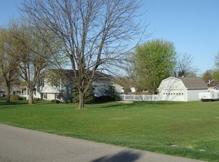 230 Burr Oak Rd, Chillicothe, OH 45601