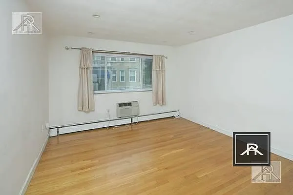 36 Gardner St #4 — Photo 10