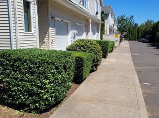 2600 SE 103rd Ave APT 6, Portland, OR 97266