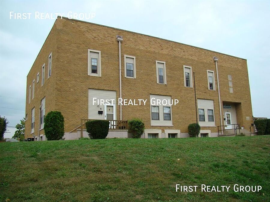 1st image of 121 W Main St APT 10