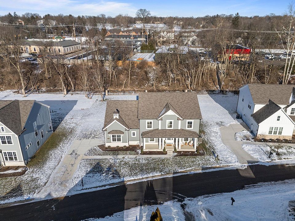 1st image of 2056 Scioto Pointe Dr
