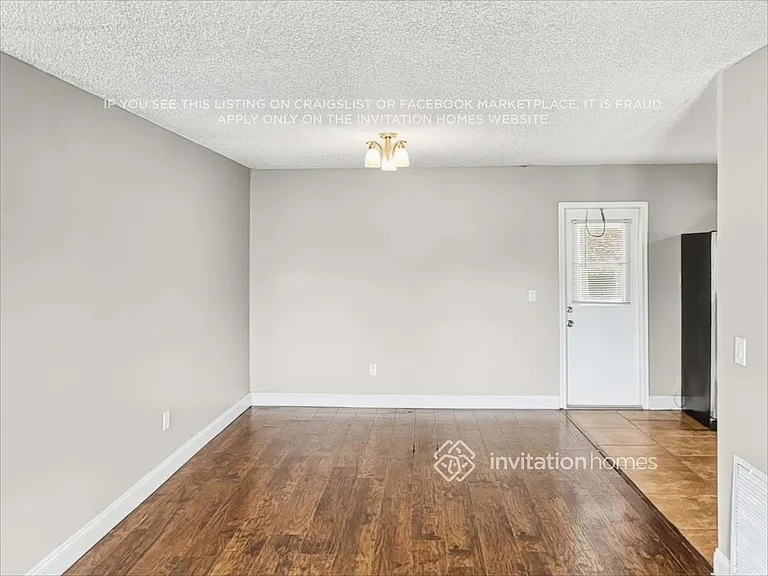 11143 Mustang St — Photo 6