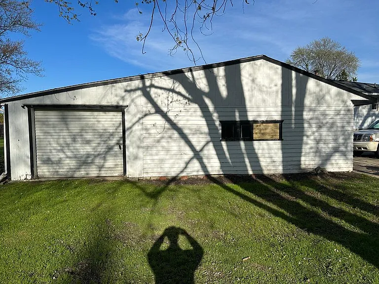 921 Vanderpool Dr — Photo 15