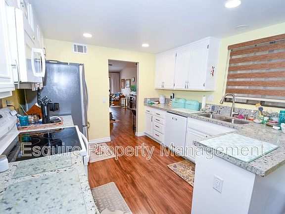 5th image of 17148 Village 17