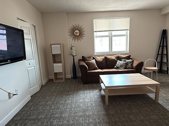 5th image of 50 Menores Ave APT 412