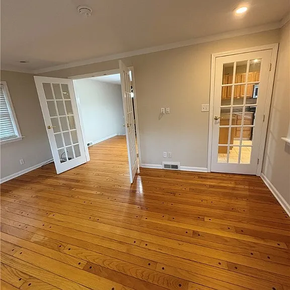 215 Locksley Rd — Photo 10