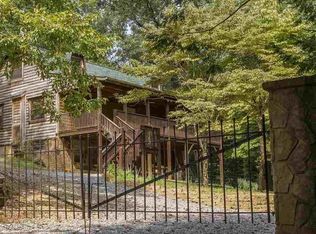 3701 Pleasant View Ln, Sevierville, TN 37862