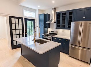 813 S 49th St APT 1, Philadelphia, PA 19143