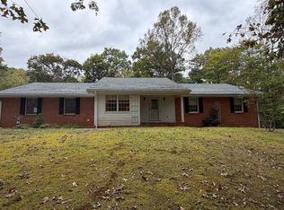 206 Brookledge Dr, Vinton, VA 24179
