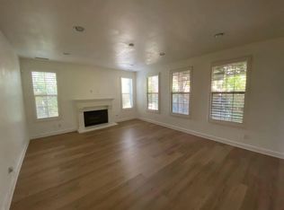 25 Jasper, Irvine, CA 92618