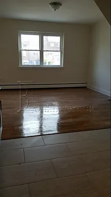 Rented by Bouklis Group | media 13