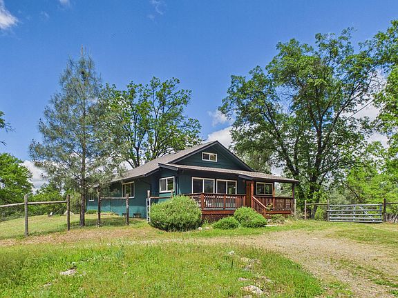 4th image of 37777 China Creek Rd