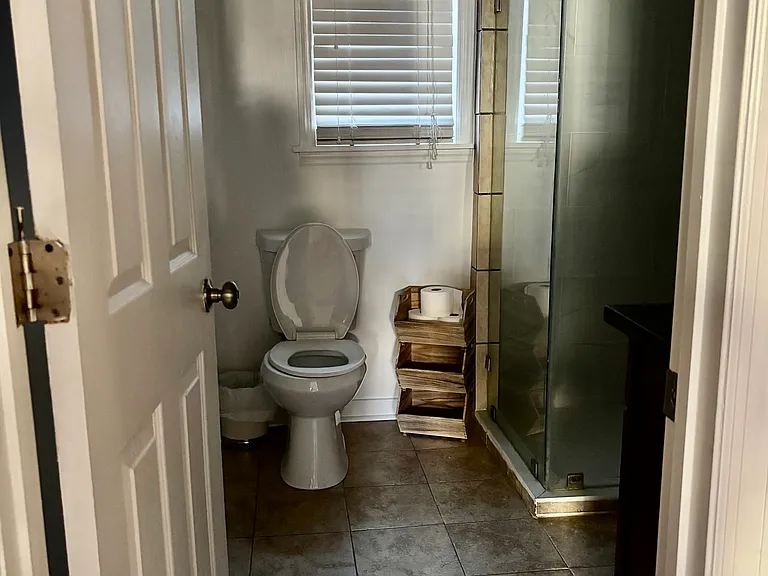 185 Fishburne St — Photo 23