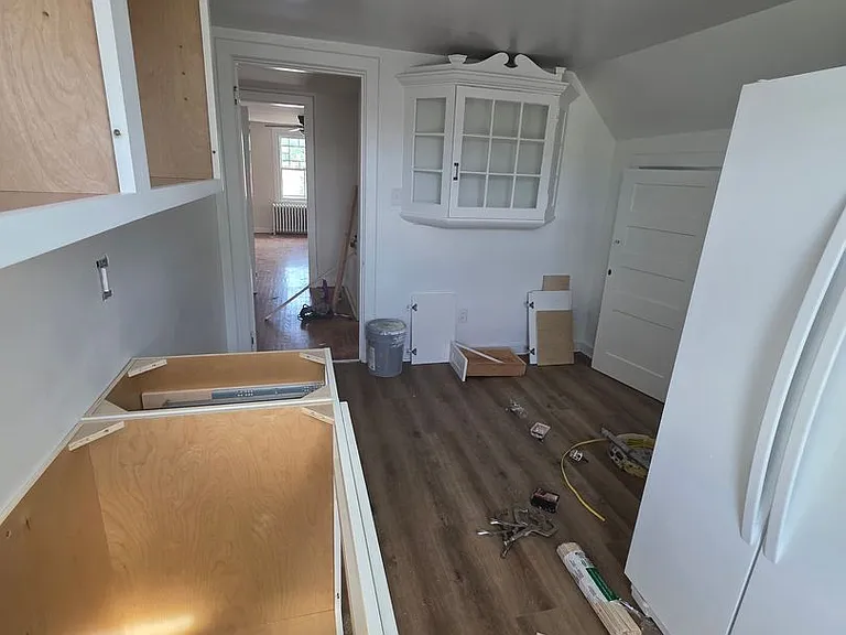 1858 Guernsey Ave — Photo 51