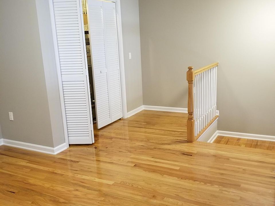 2nd image of 613 Forest Dr