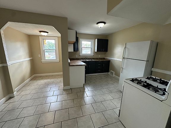 4th image of 1311 E 187th St #1313-2