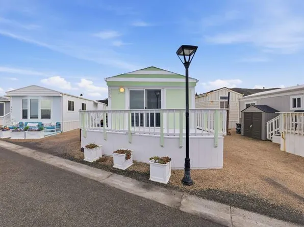 436 4th Ave #T, Pacifica, CA 94044