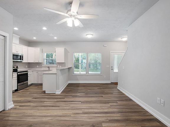 3rd image of 1326 NW 5th Ave #B