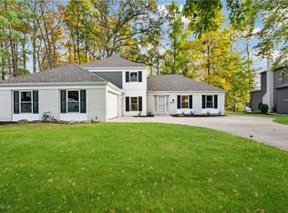 20121 Driftwood Ct, Strongsville, OH 44136