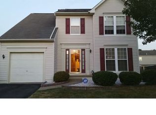 8 E Weatherly Rd, New Castle, DE 19720