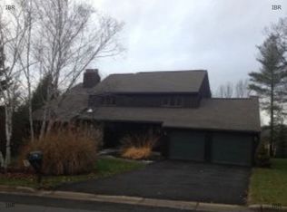 2613 Princeton Dr, Vestal, NY 13850