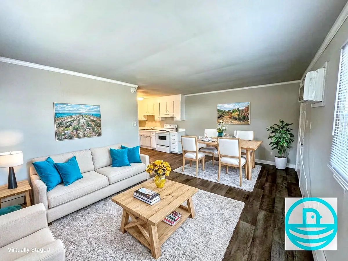 Building Photo - Huntwood Apartments