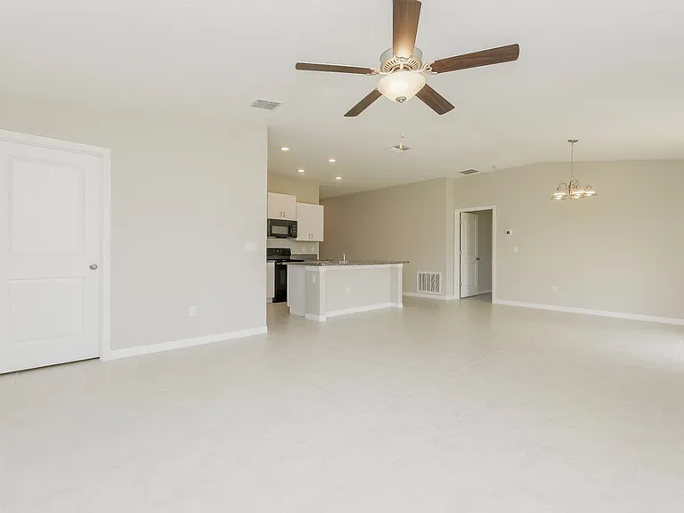 11515 Sage Canyon Dr — Photo 3