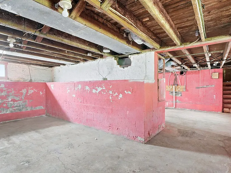 3034 Abbott St — Photo 16
