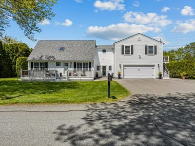 56 Pasture Farm Dr, Middletown, RI, 02842