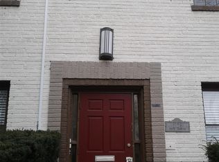 1126 S Carolina Ave SE APT 4, Washington, DC 20003