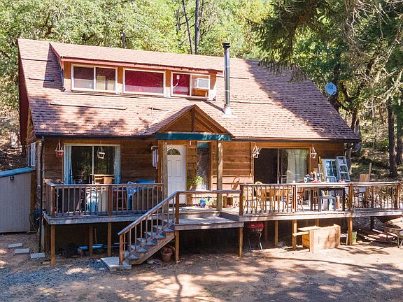 2nd image of 4050 Placer Rd