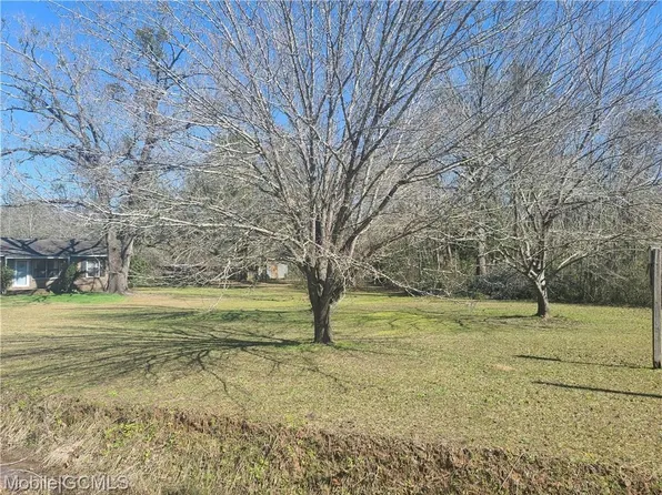6050 Rester Rd, Theodore, AL 36582