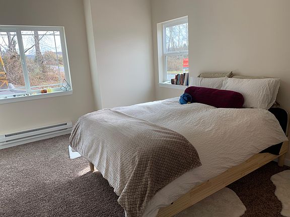 5th image of 10830 SE 204th St APT 303
