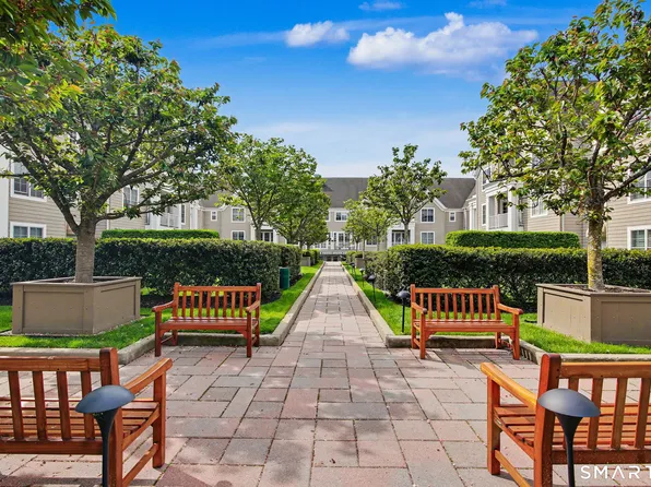 77 Havemeyer Lane #324, Stamford, CT 06902
