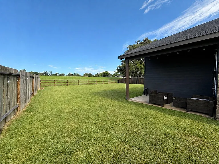 307 Twin Lakes Blvd W — Photo 28