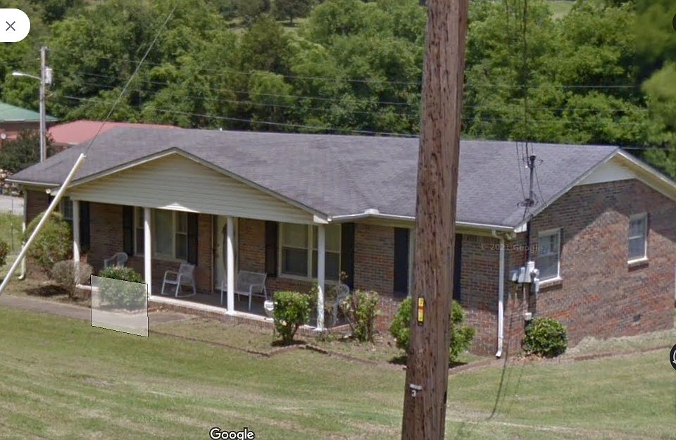 front of house facing Longview Dr