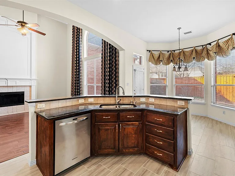4013 River Branch Trl — Photo 3