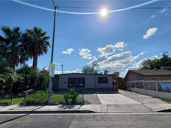 3rd image of 3007 Ferndale St