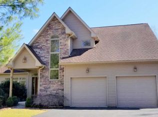 55 Breezewood Ct, Palmerton, PA 18071