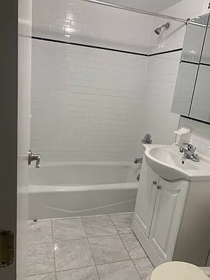 Rented by Oxford Property Group | media 24