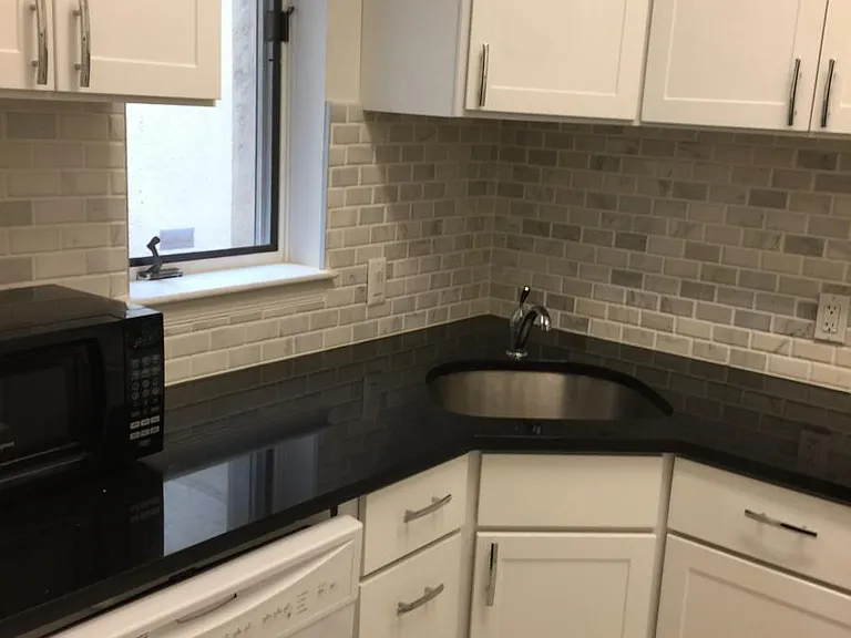 134 N 21st St #1R — Photo 3